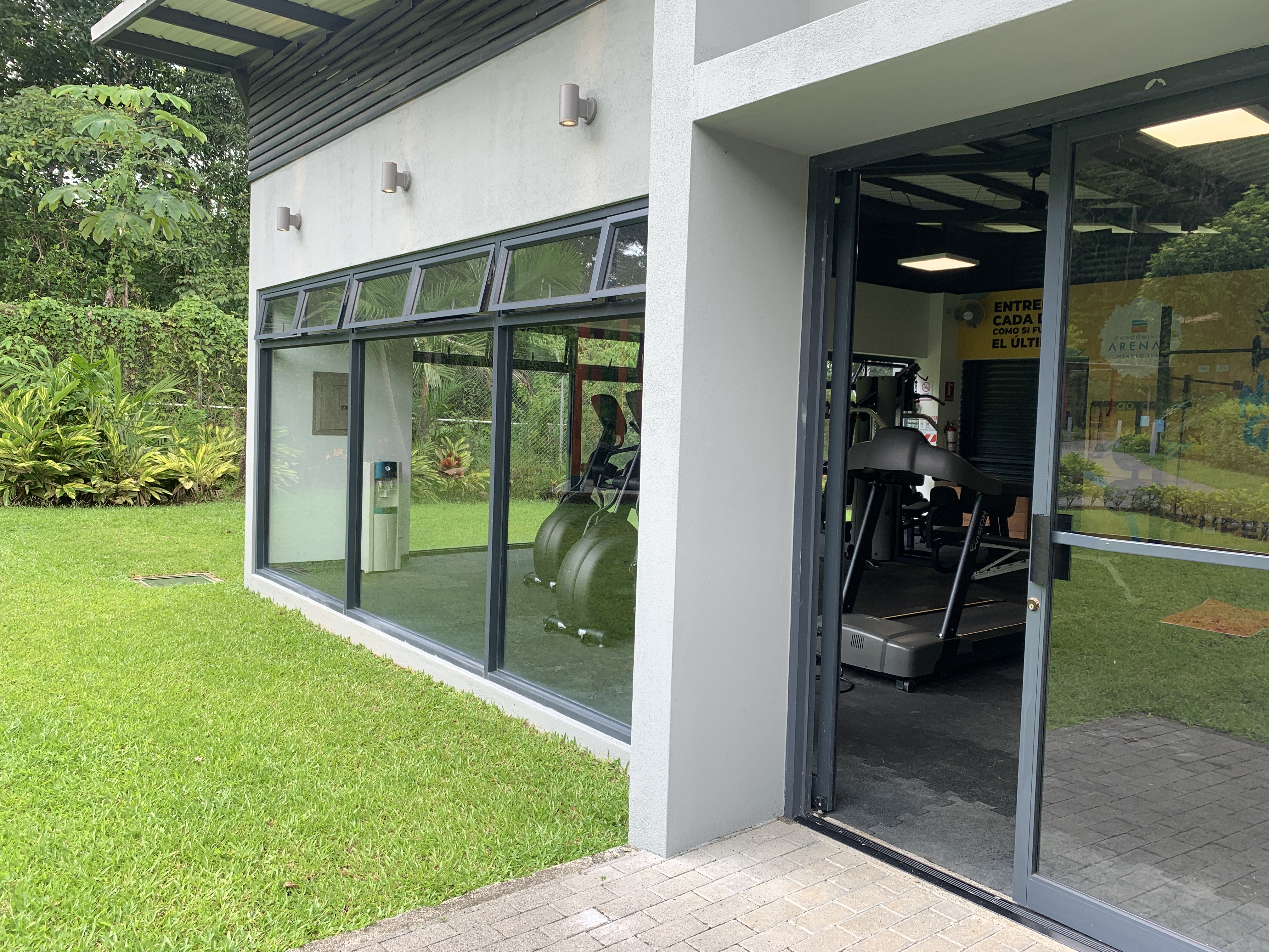 3 bed Single Family Homes For Sale in Herradura, Puntarenas - thumb 23