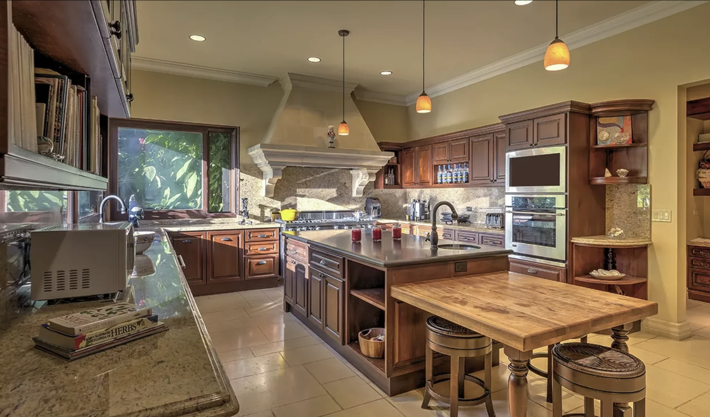 9 bed Single Family Homes For Sale in Montezuma, Puntarenas - thumb 25