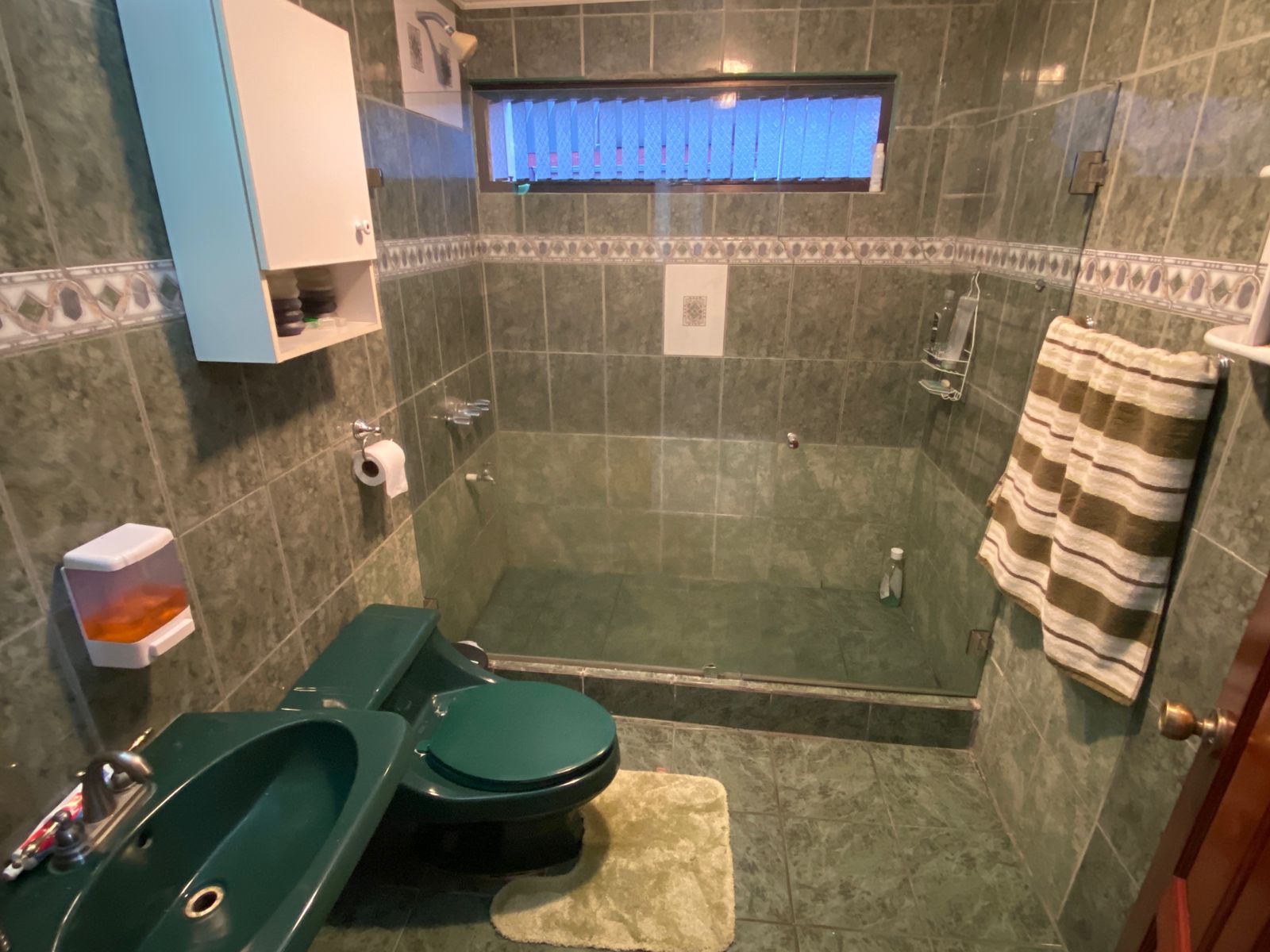 4 bed Single Family Homes For Sale in Curridabat, San Jose - thumb 16