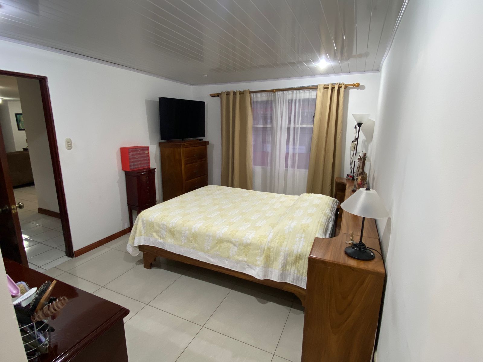 4 bed Single Family Homes For Sale in Curridabat, San Jose - thumb 11