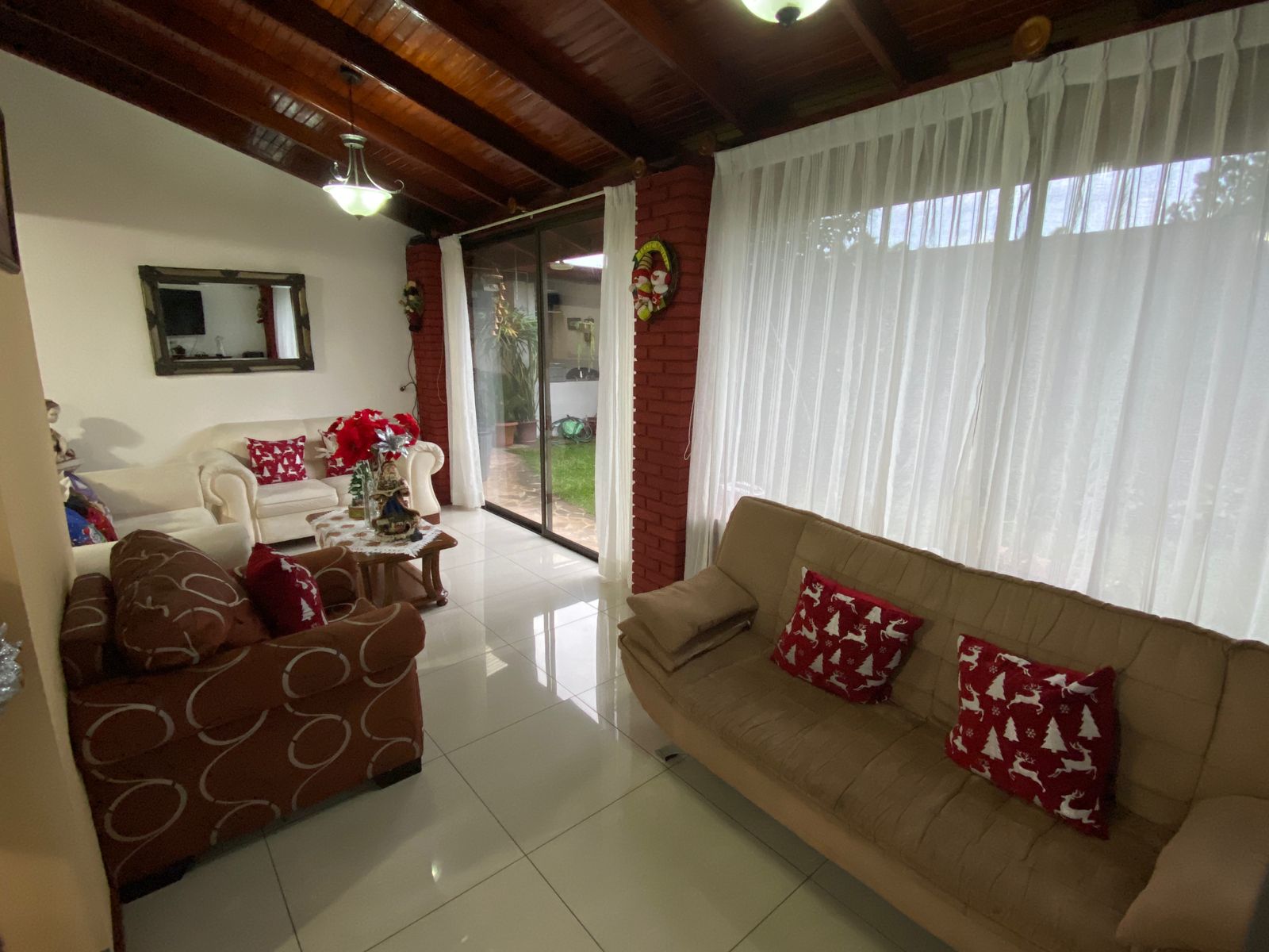 4 bed Single Family Homes For Sale in Curridabat, San Jose - thumb 13