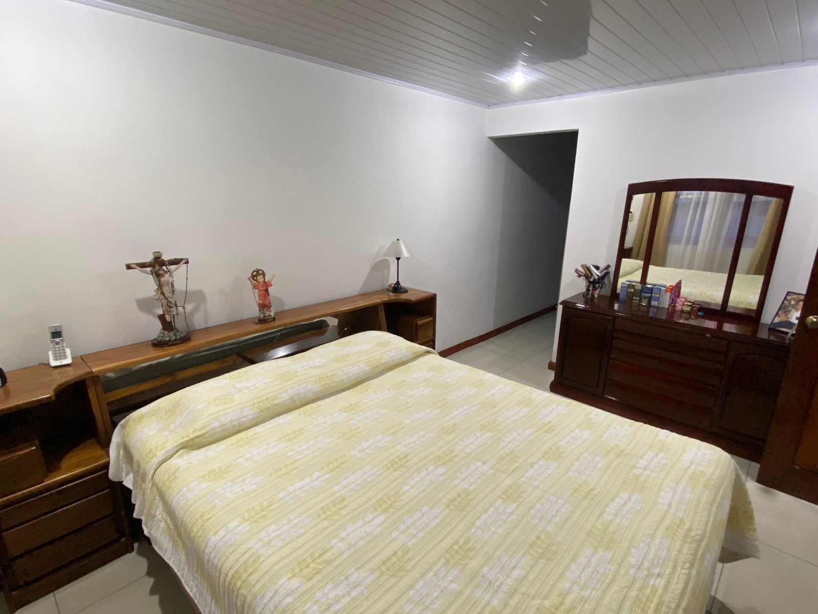 4 bed Single Family Homes For Sale in Curridabat, San Jose - thumb 12