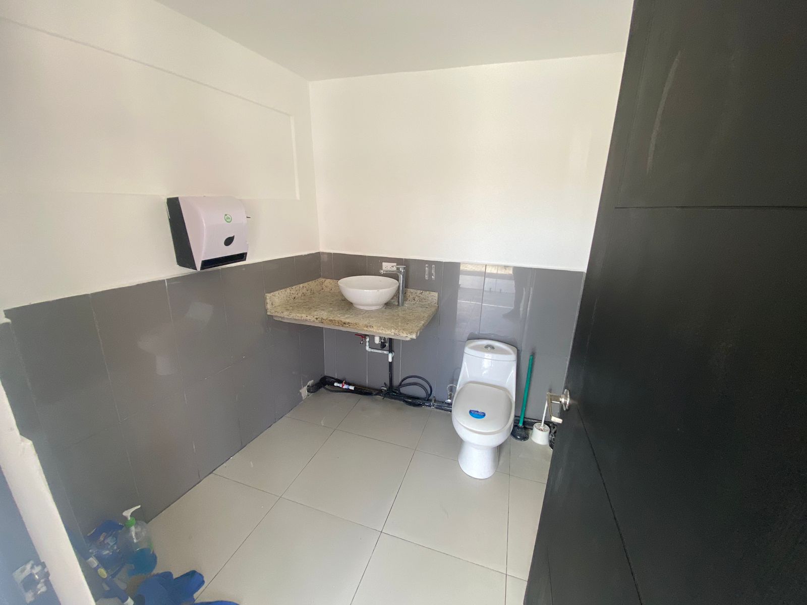 1 bed Commercial For Rent in Desamparados, San Jose - thumb 1
