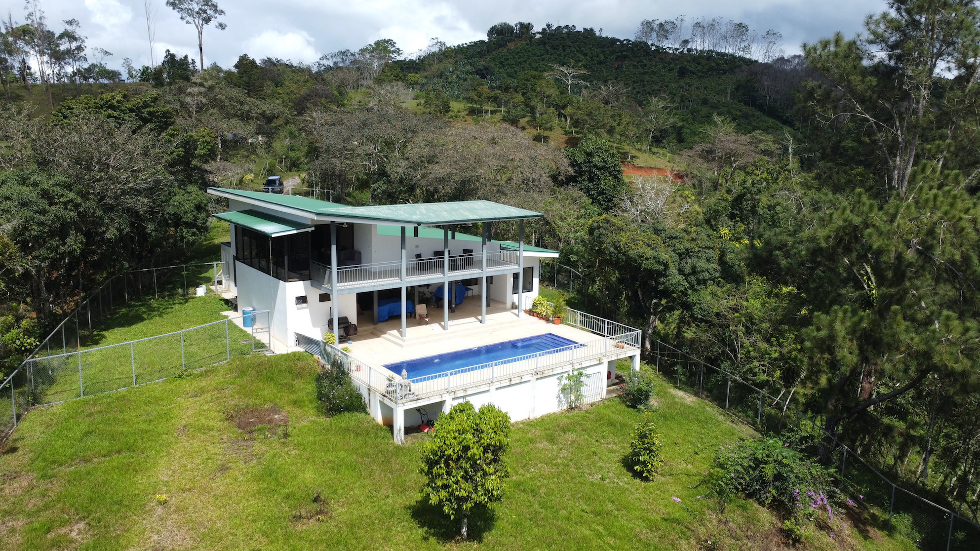 3 bed Single Family Homes For Sale in Perez Zeledon, Puntarenas - thumb 6