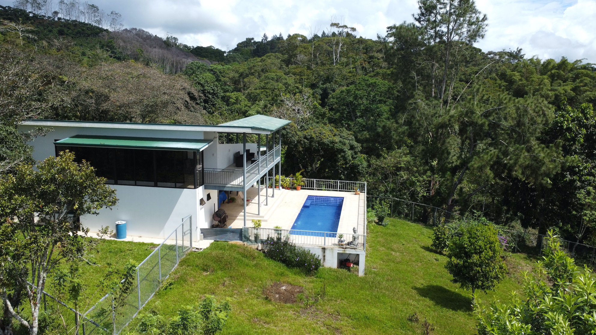 3 bed Single Family Homes For Sale in Perez Zeledon, Puntarenas - thumb 8