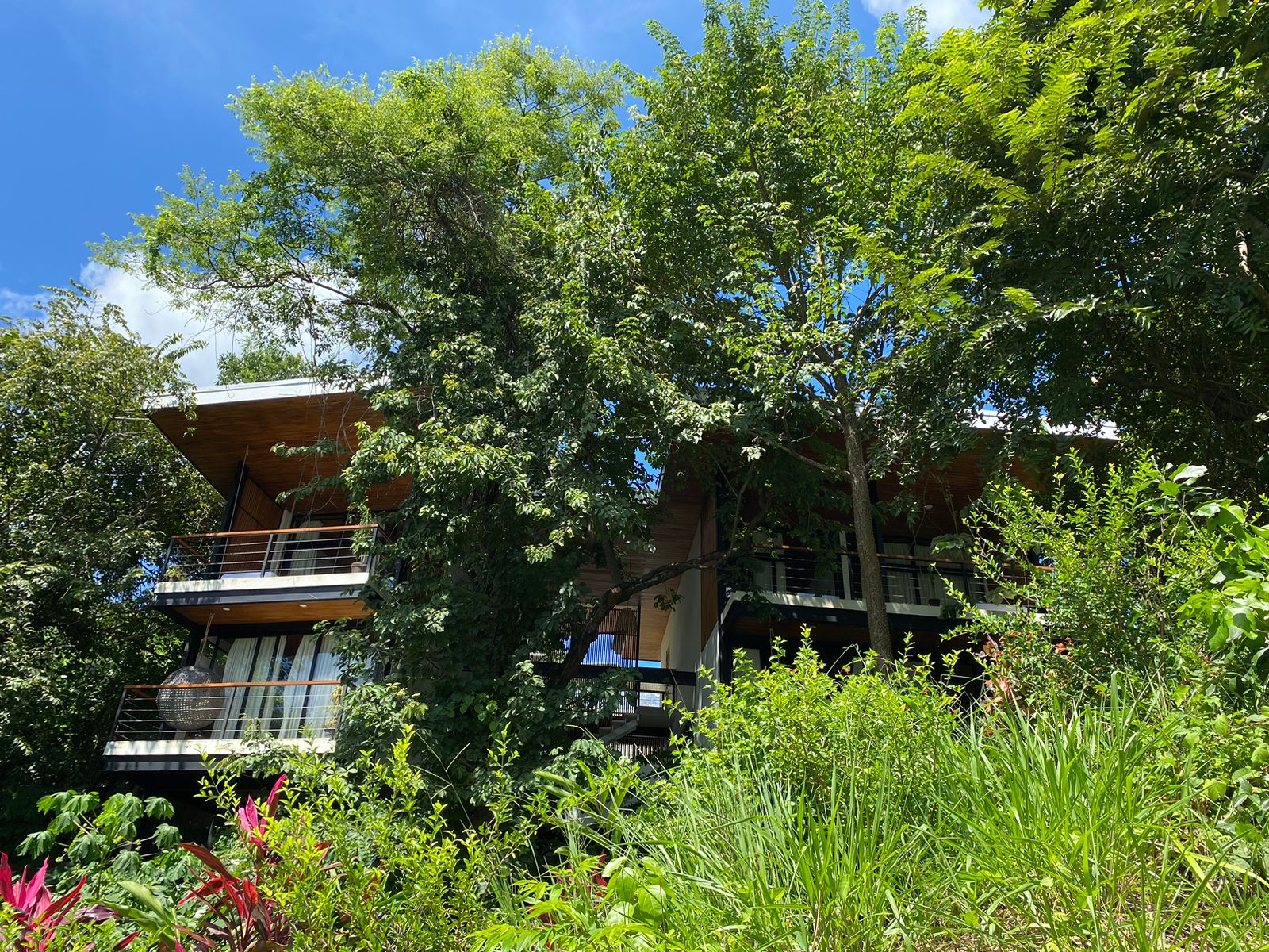 4 bed Single Family Homes For Sale in Playa Hermosa Santa Teresa, Puntarenas - thumb 6