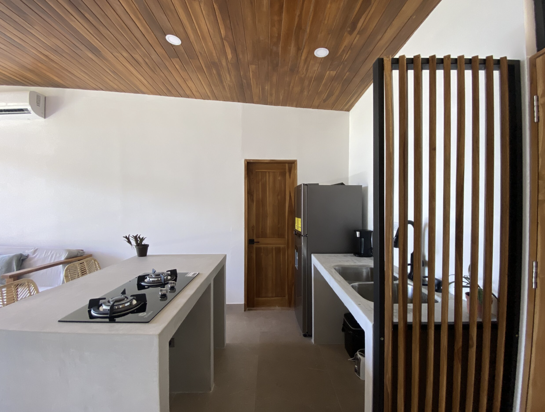 4 bed Single Family Homes For Sale in Playa Hermosa Santa Teresa, Puntarenas - thumb 14