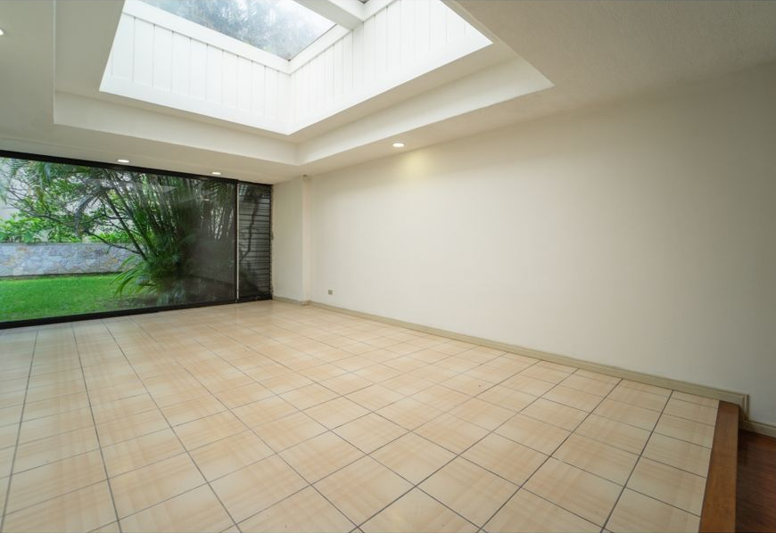 3 bed Single Family Homes For Sale in Rohrmoser, San Jose - thumb 1