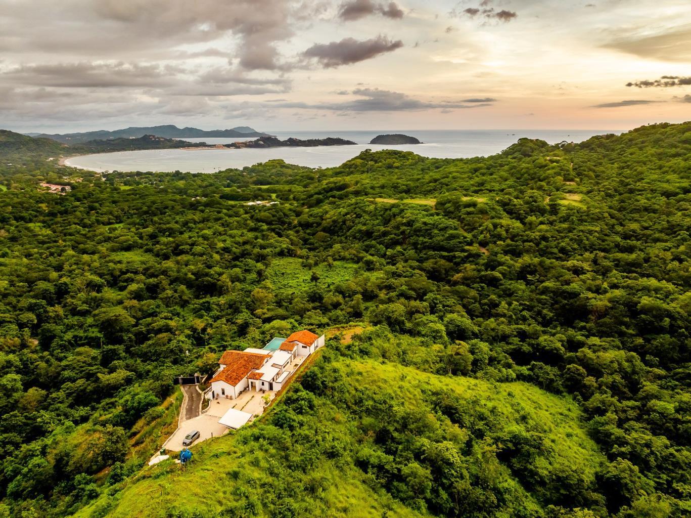 3 bed Single Family Homes For Sale in Playa Potrero, Guanacaste - thumb 23