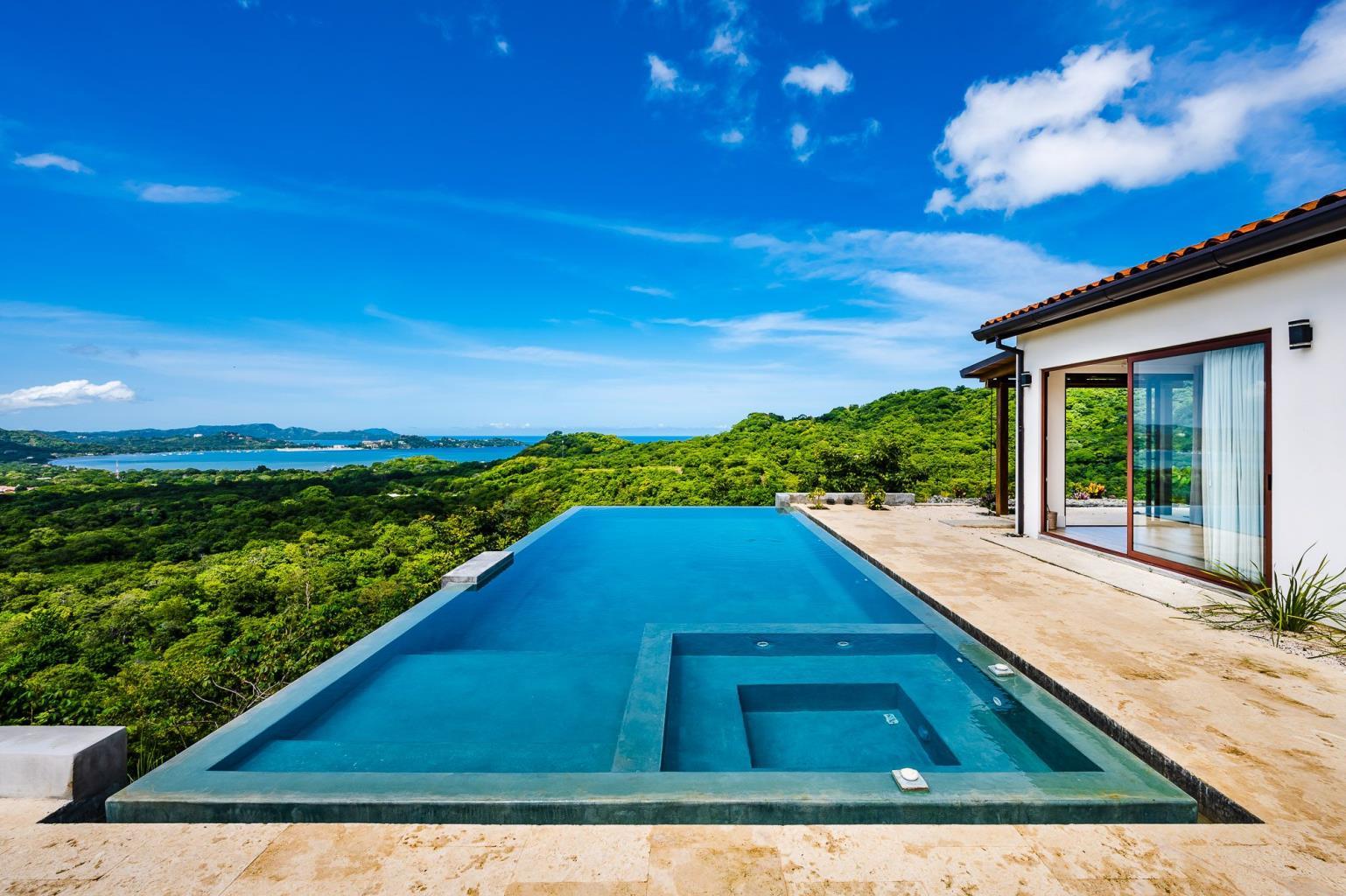 3 bed Single Family Homes For Sale in Playa Potrero, Guanacaste - thumb 16