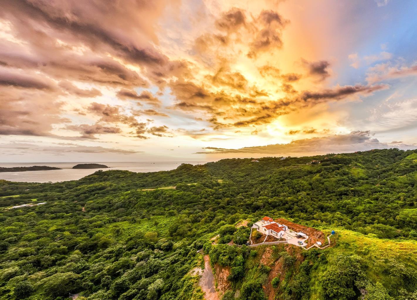 3 bed Single Family Homes For Sale in Playa Potrero, Guanacaste - thumb 22
