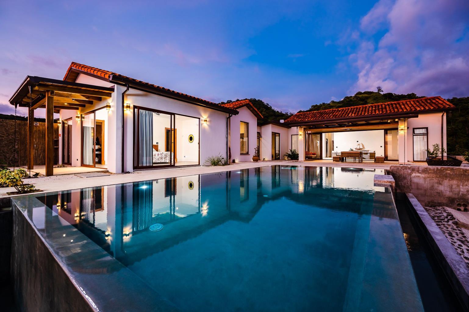 3 bed Single Family Homes For Sale in Playa Potrero, Guanacaste - thumb 17