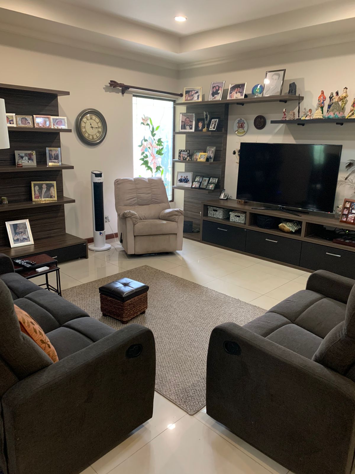 3 bed Single Family Homes For Sale in Santa Ana, San Jose - thumb 6