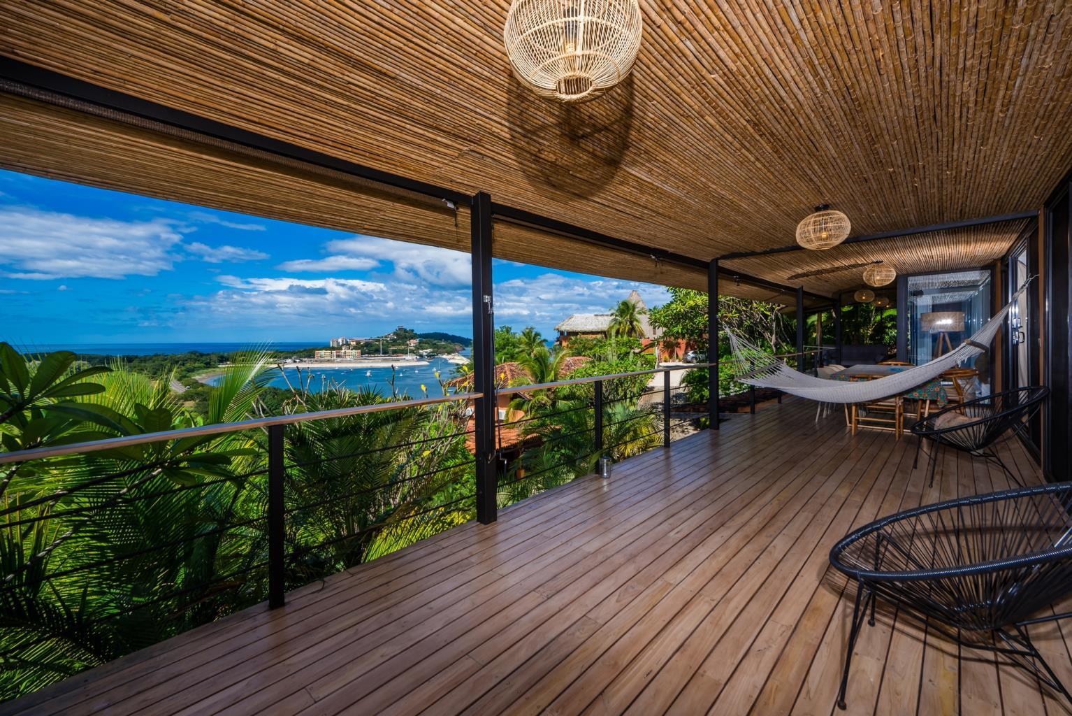 4 bed Single Family Homes For Sale in Playa Flamingo, Guanacaste - thumb 11