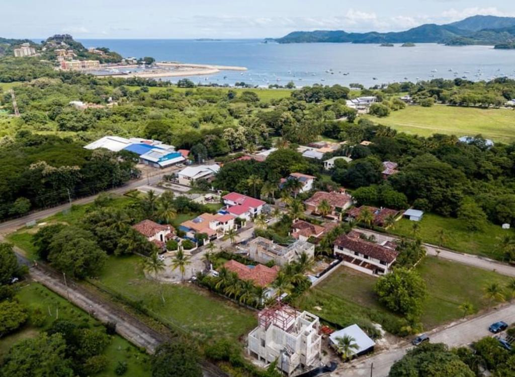 3 bed Single Family Homes For Sale in Playa Flamingo, Guanacaste - thumb 8