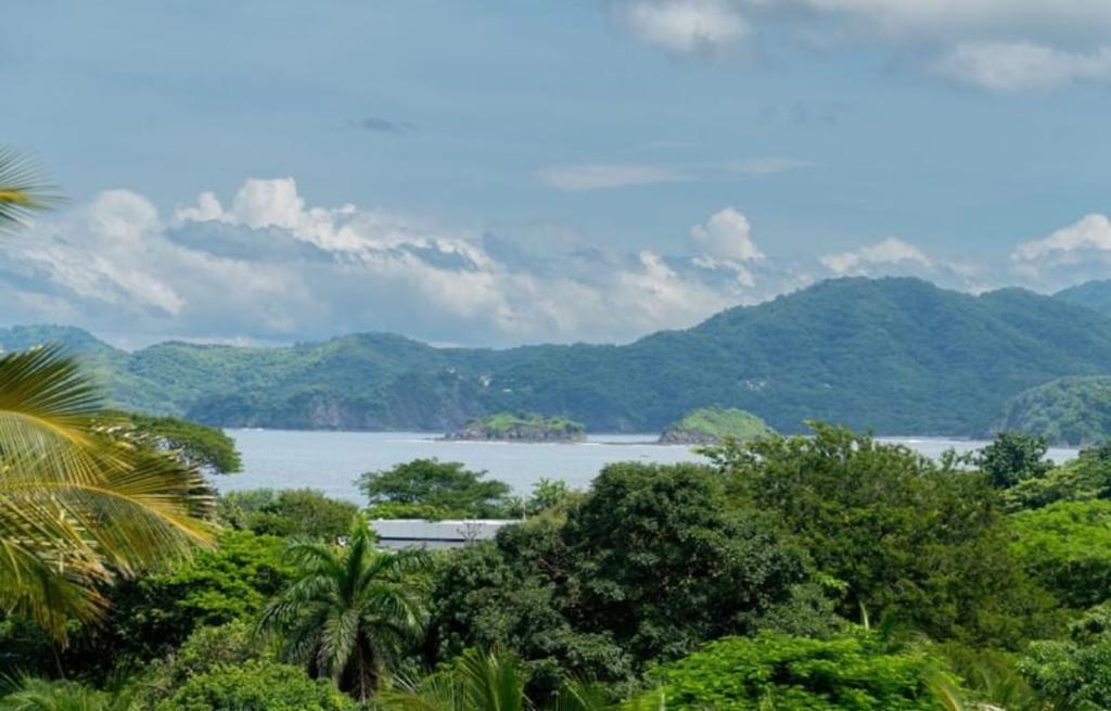 3 bed Single Family Homes For Sale in Playa Flamingo, Guanacaste - thumb 7