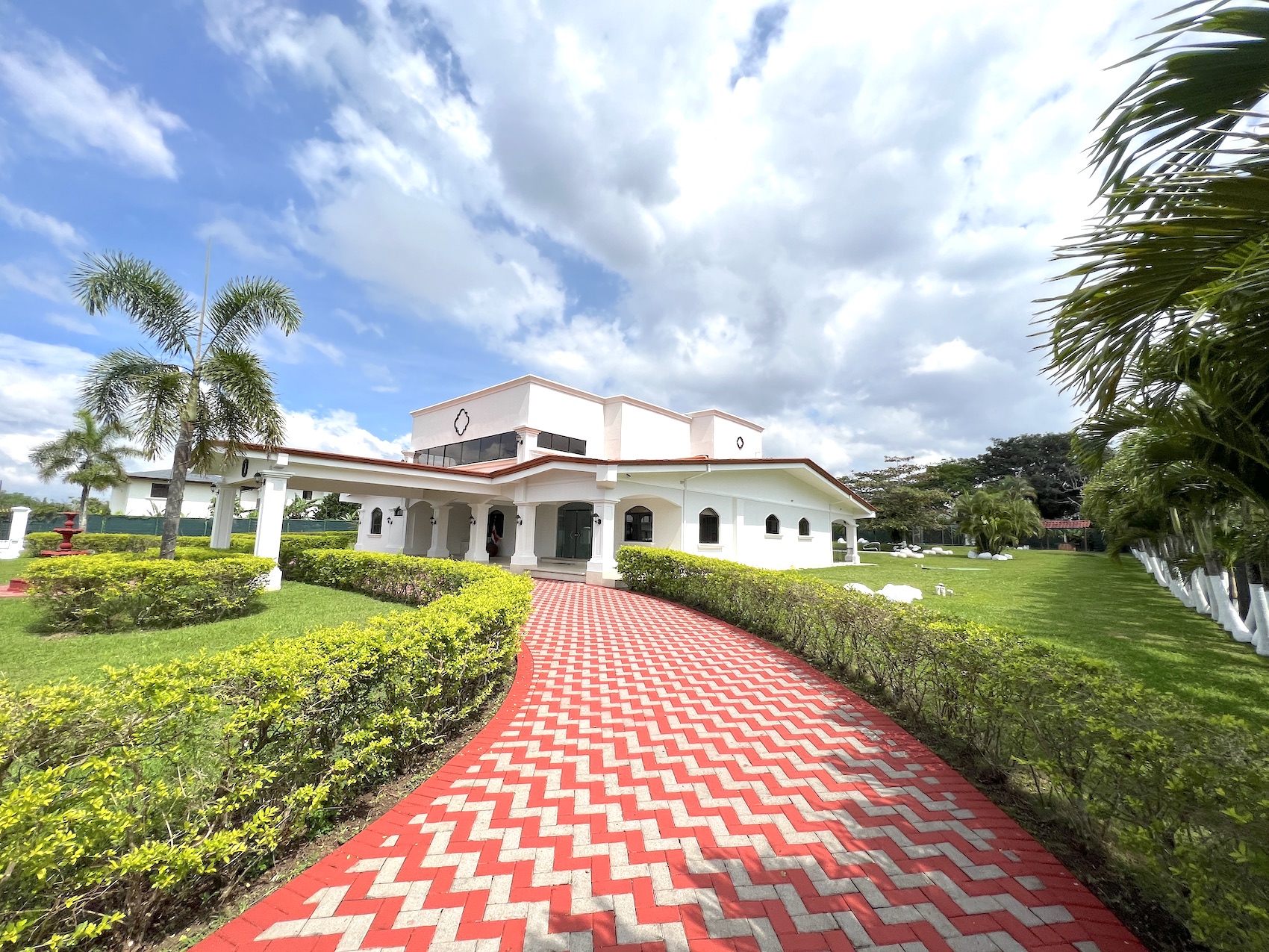 6 bed Single Family Homes For Sale in La Guacima, Alajuela - thumb 4