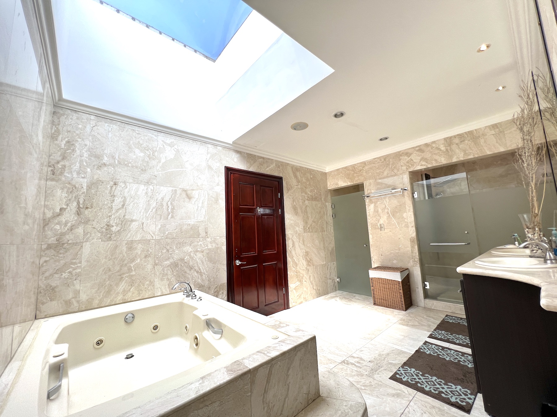 6 bed Single Family Homes For Sale in La Guacima, Alajuela - thumb 21