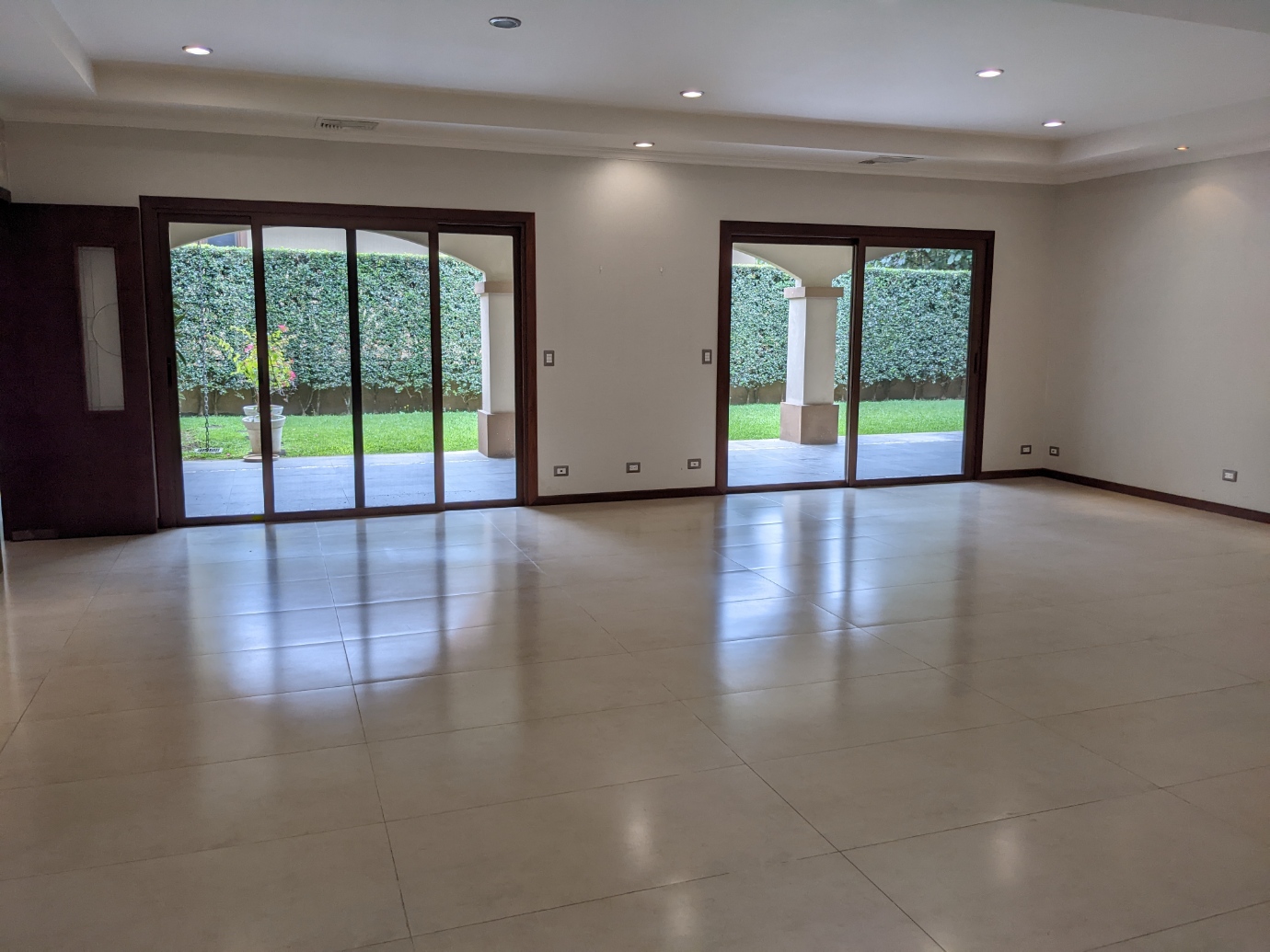 6 bed Single Family Homes For Sale in Santa Ana, San Jose - thumb 9