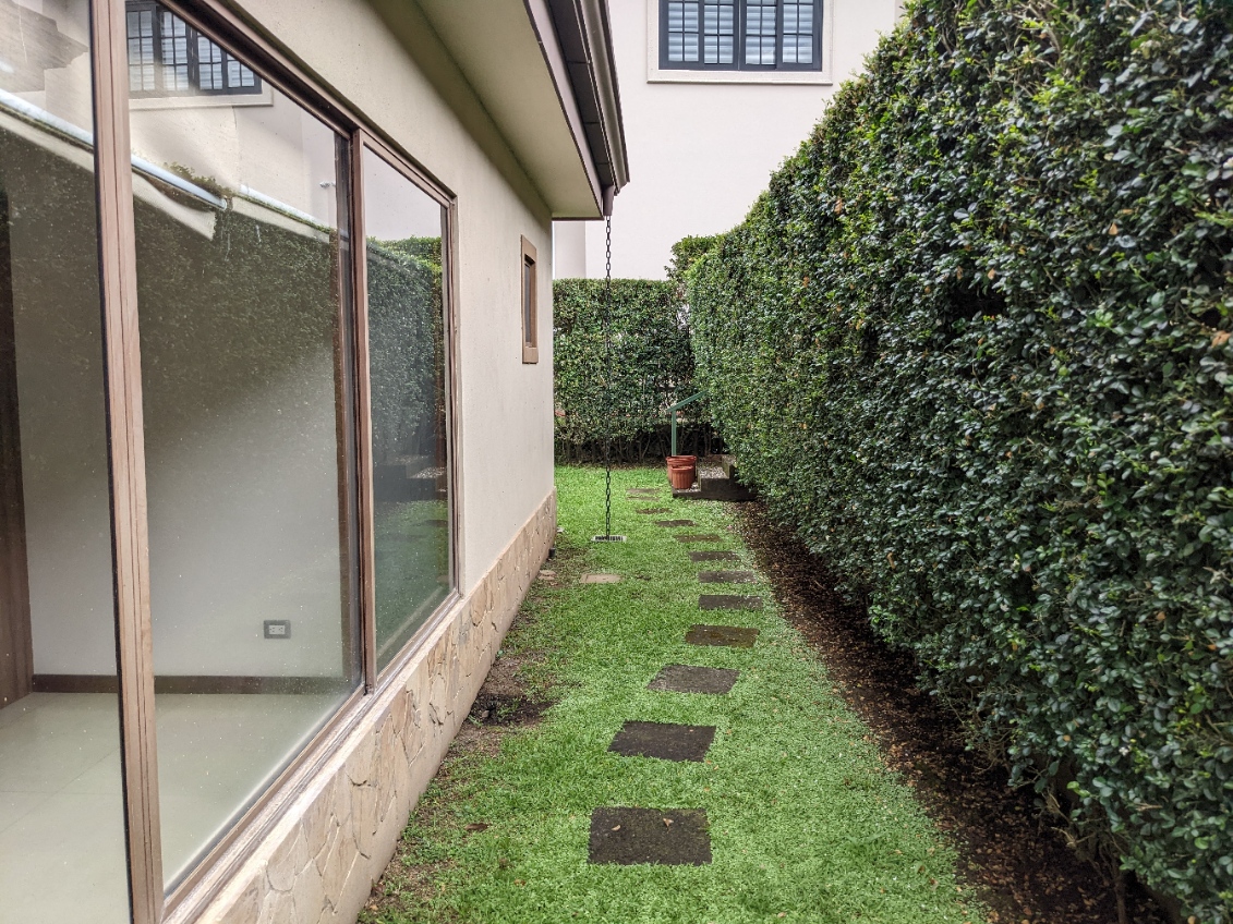 6 bed Single Family Homes For Sale in Santa Ana, San Jose - thumb 5