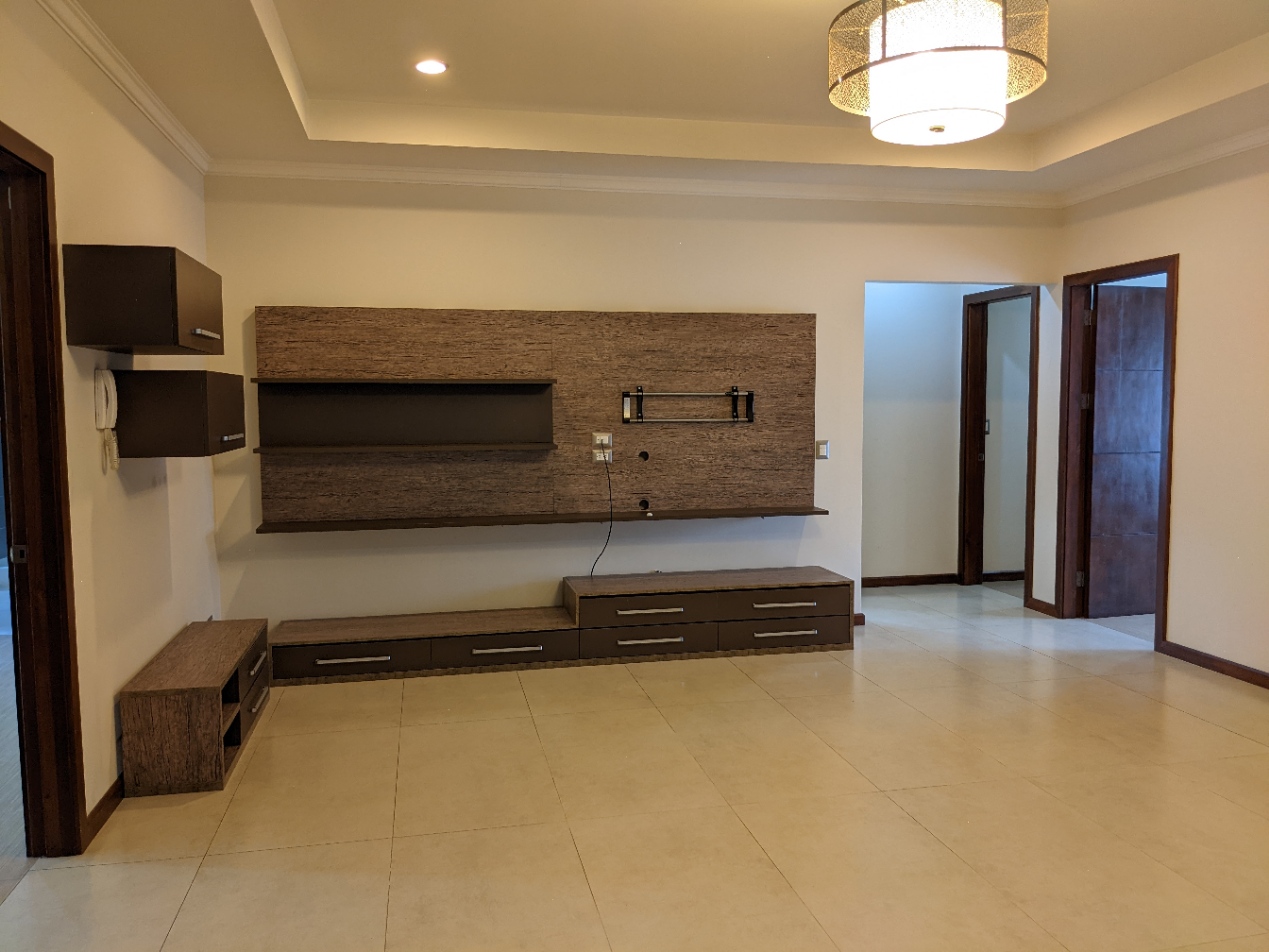 6 bed Single Family Homes For Sale in Santa Ana, San Jose - thumb 16