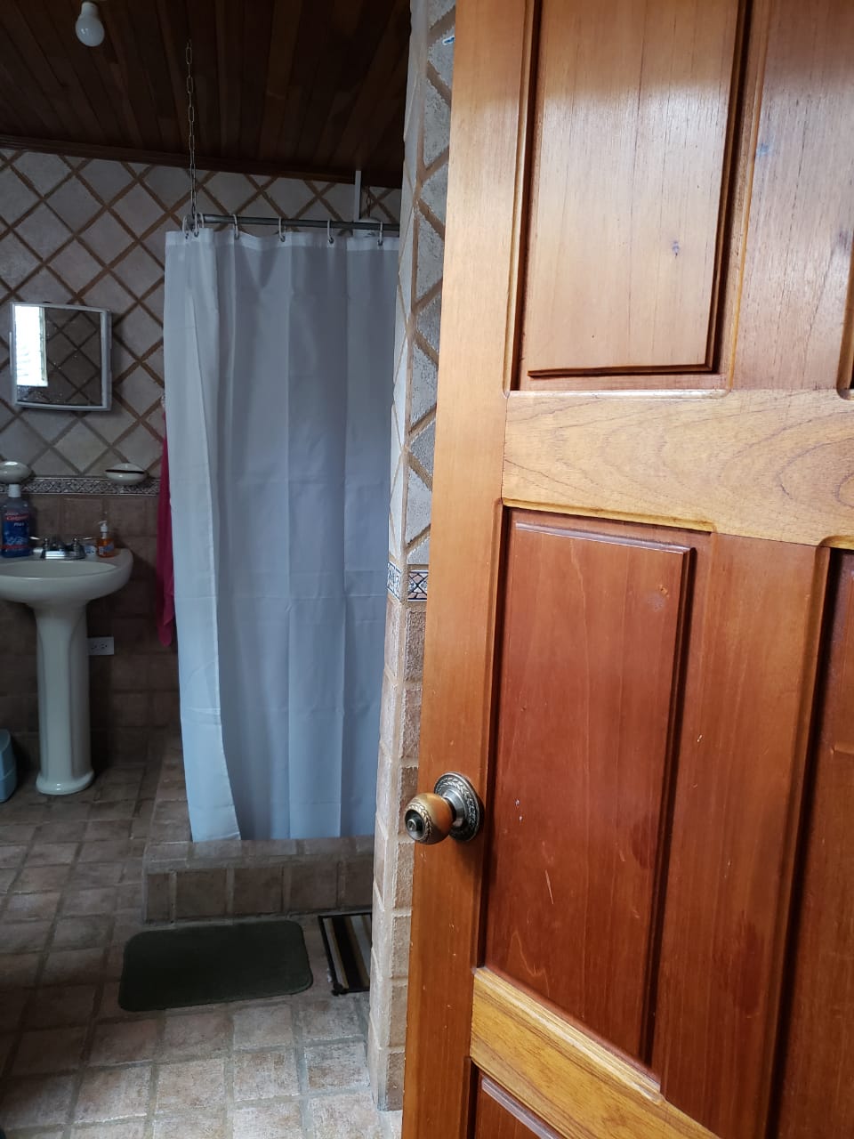 3 bed Single Family Homes For Sale in Zapote, San Jose - thumb 6