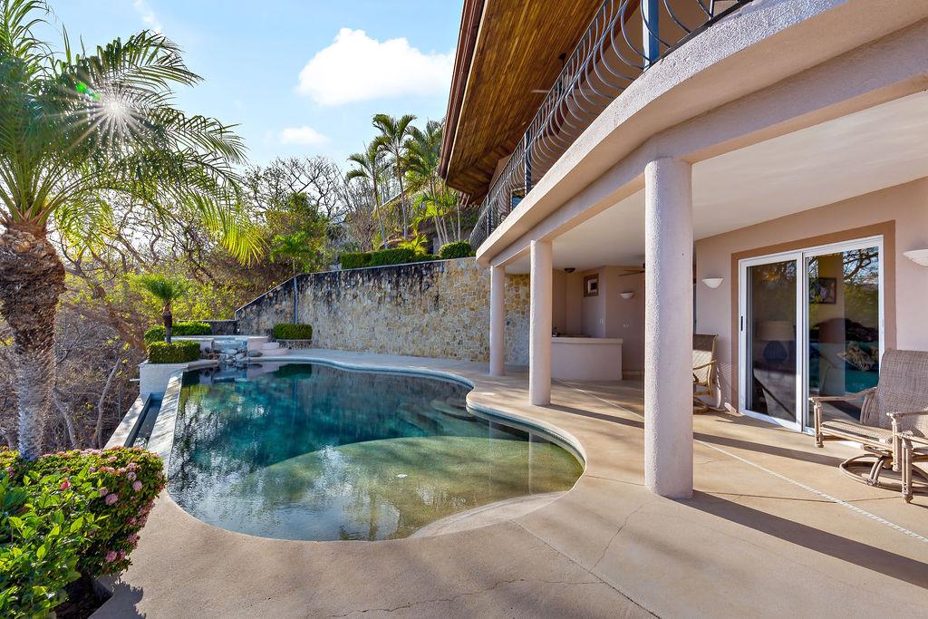 3 bed Single Family Homes For Sale in Playa Potrero, Guanacaste - thumb 18