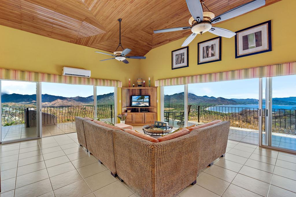 3 bed Single Family Homes For Sale in Playa Potrero, Guanacaste - thumb 14