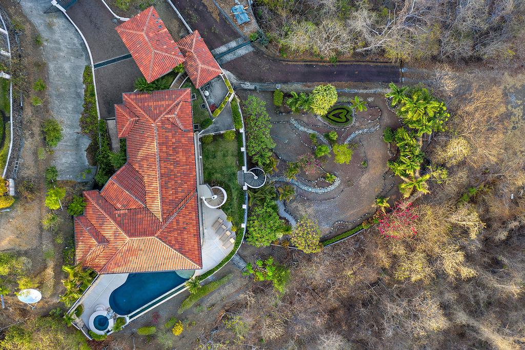 3 bed Single Family Homes For Sale in Playa Potrero, Guanacaste - thumb 24