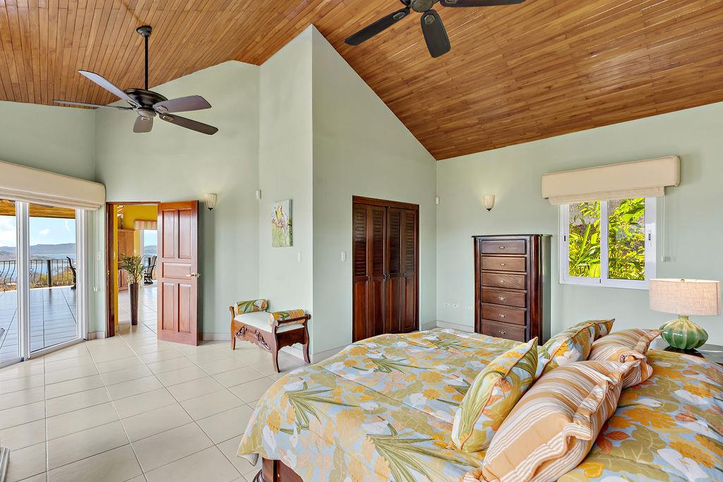 3 bed Single Family Homes For Sale in Playa Potrero, Guanacaste - thumb 12