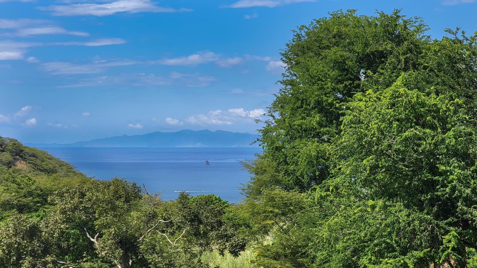 3 bed Single Family Homes For Sale in Hermosa, Guanacaste - thumb 3