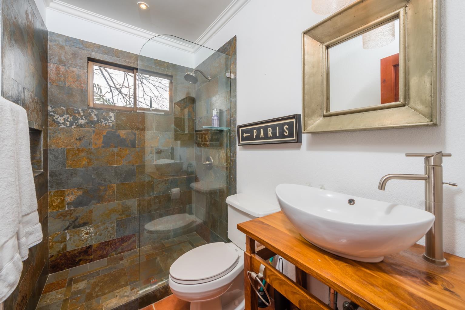 4 bed Single Family Homes For Sale in Playa Potrero, Guanacaste - thumb 15