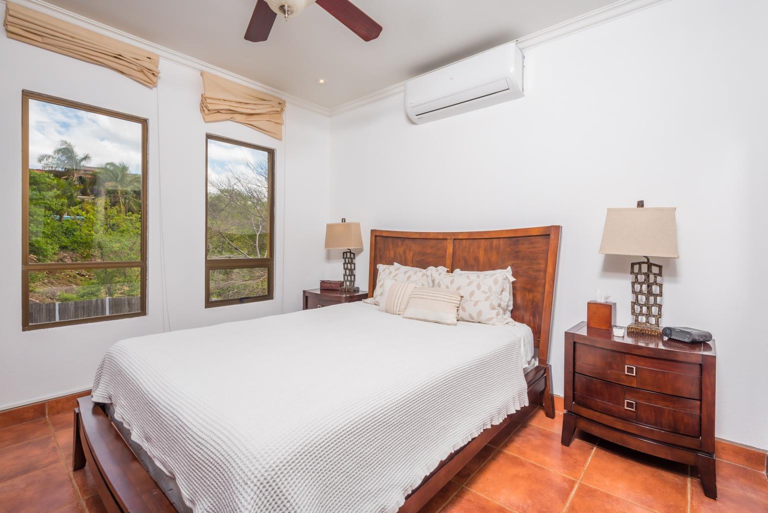 4 bed Single Family Homes For Sale in Playa Potrero, Guanacaste - thumb 12