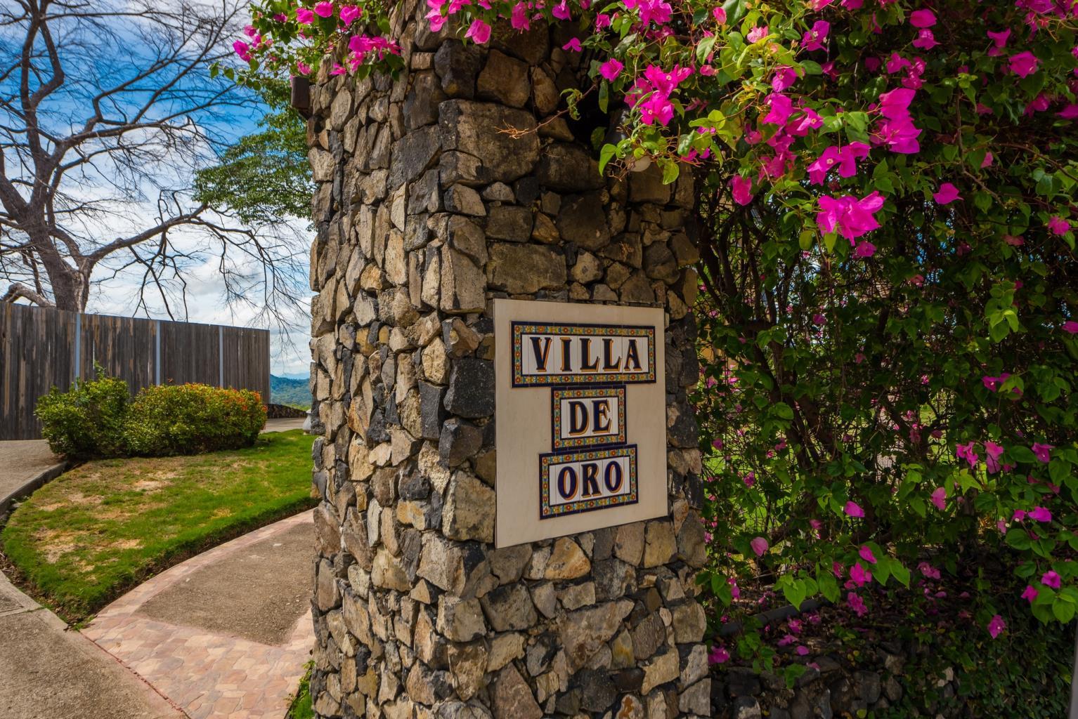 4 bed Single Family Homes For Sale in Playa Potrero, Guanacaste - thumb 18