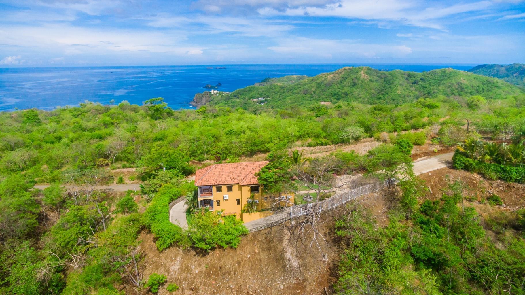 4 bed Single Family Homes For Sale in Playa Potrero, Guanacaste - thumb 22
