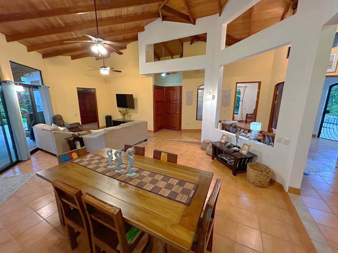 4 bed Single Family Homes For Sale in Ojochal, Puntarenas - thumb 6