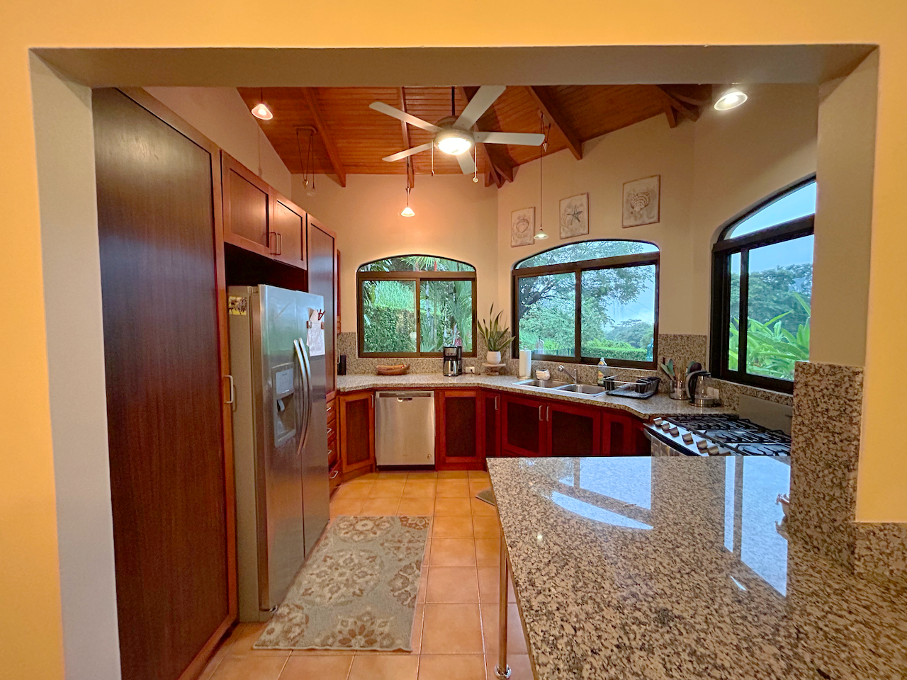 4 bed Single Family Homes For Sale in Ojochal, Puntarenas - thumb 9