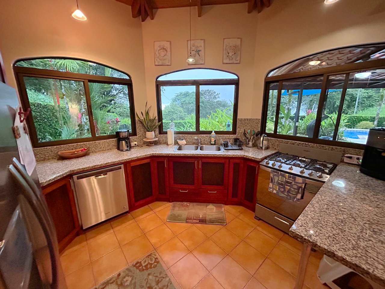 4 bed Single Family Homes For Sale in Ojochal, Puntarenas - thumb 11