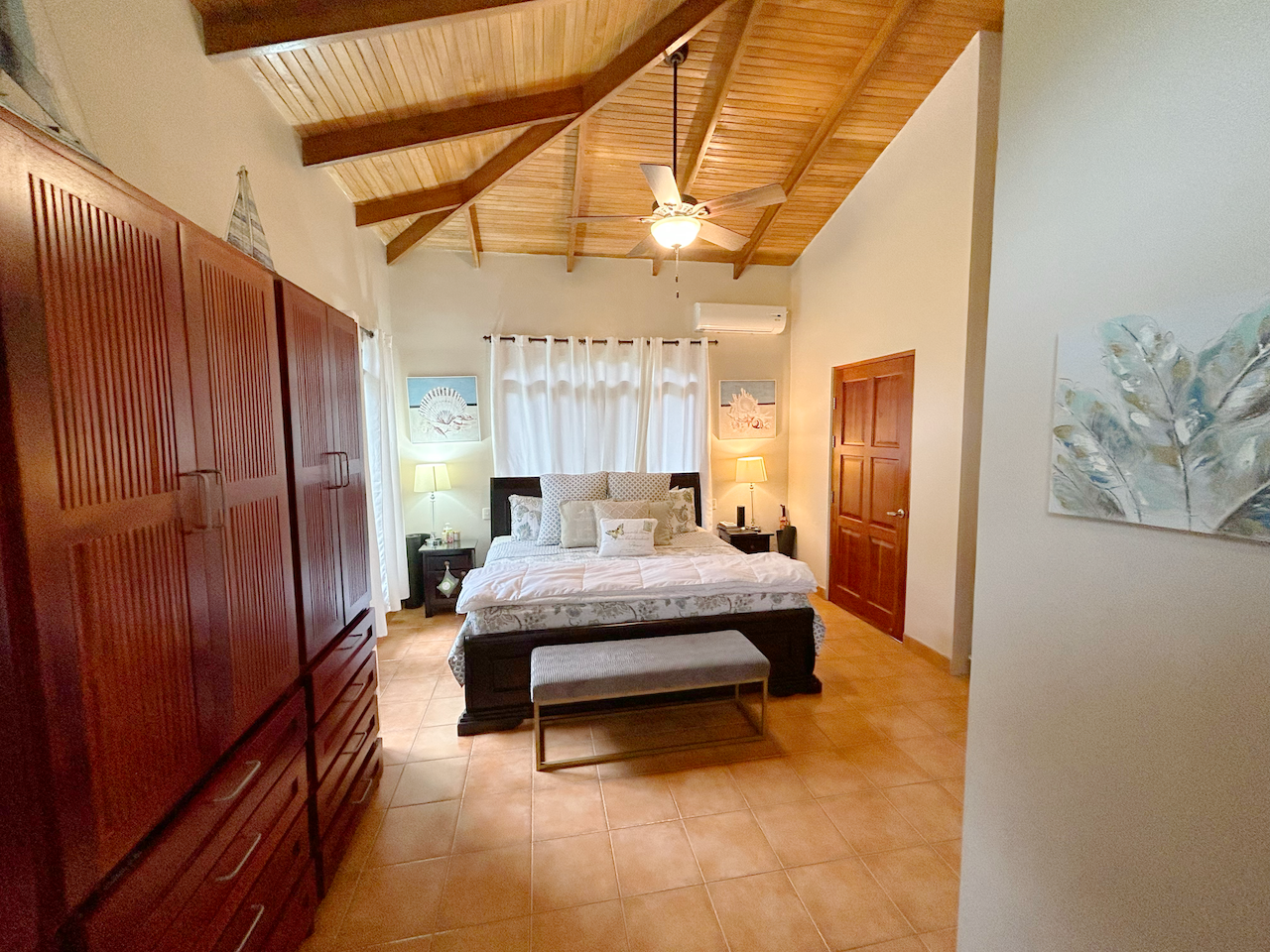 4 bed Single Family Homes For Sale in Ojochal, Puntarenas - thumb 16