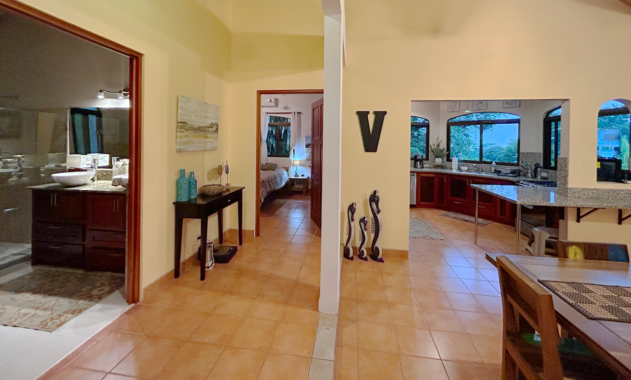 4 bed Single Family Homes For Sale in Ojochal, Puntarenas - thumb 12