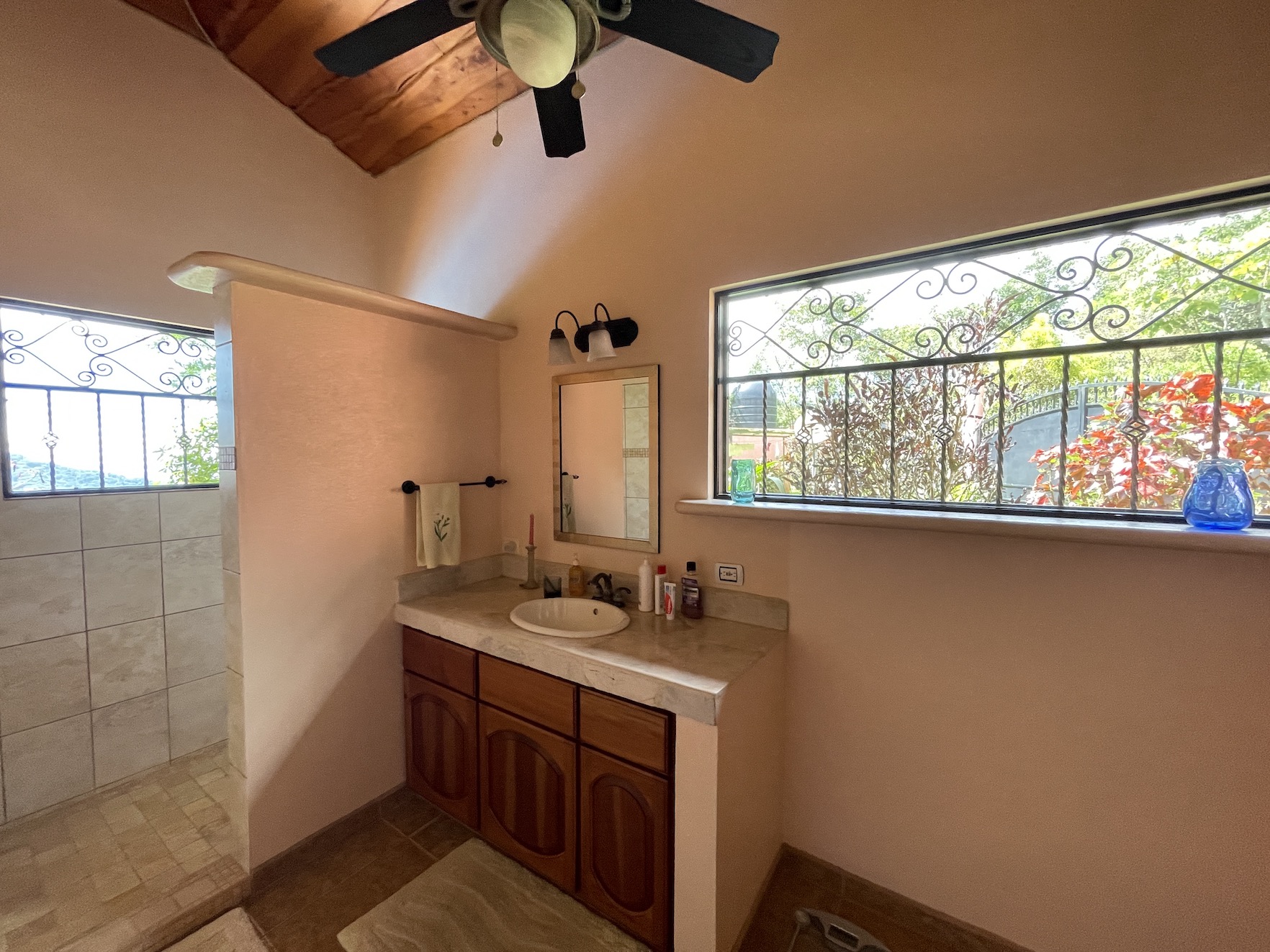 3 bed Single Family Homes For Sale in Dominical, Puntarenas - thumb 17