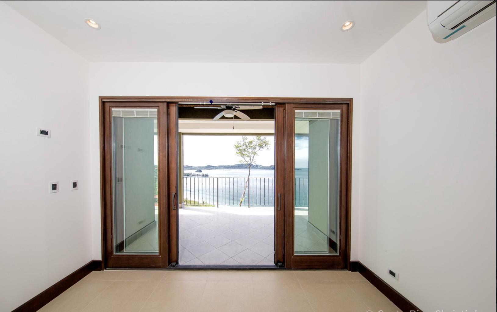 3 bed Condo For Sale in Playa Flamingo, Guanacaste - thumb 17