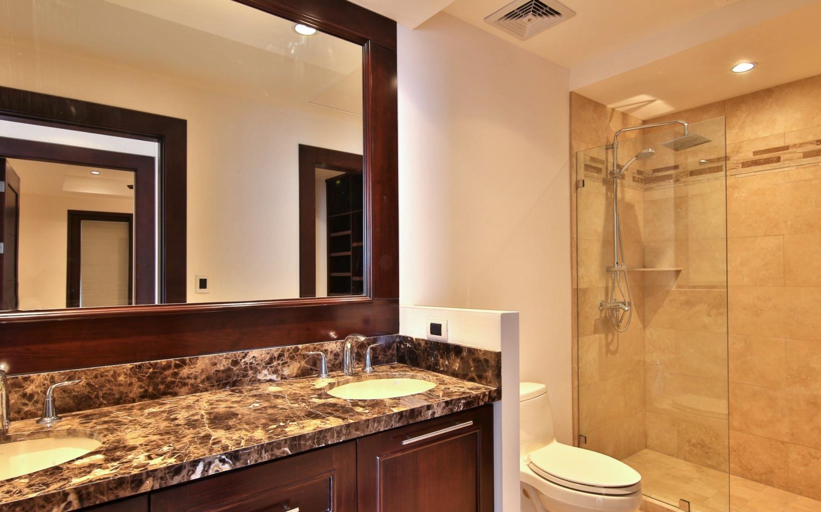 3 bed Condo For Sale in Playa Flamingo, Guanacaste - thumb 21