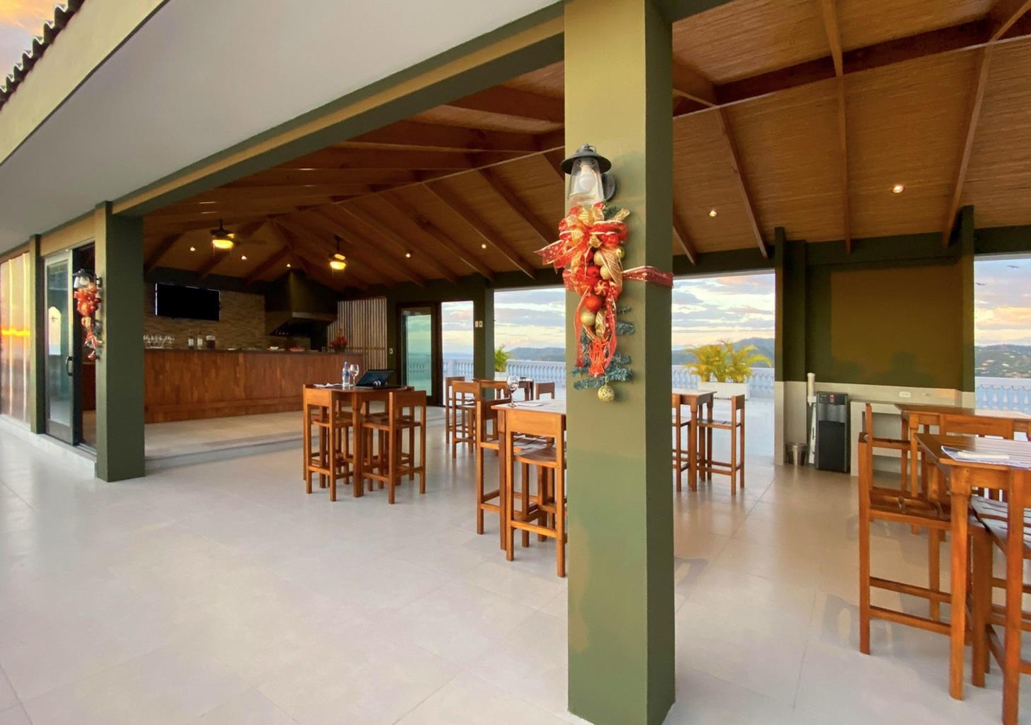 3 bed Condo For Sale in Playa Flamingo, Guanacaste - thumb 8