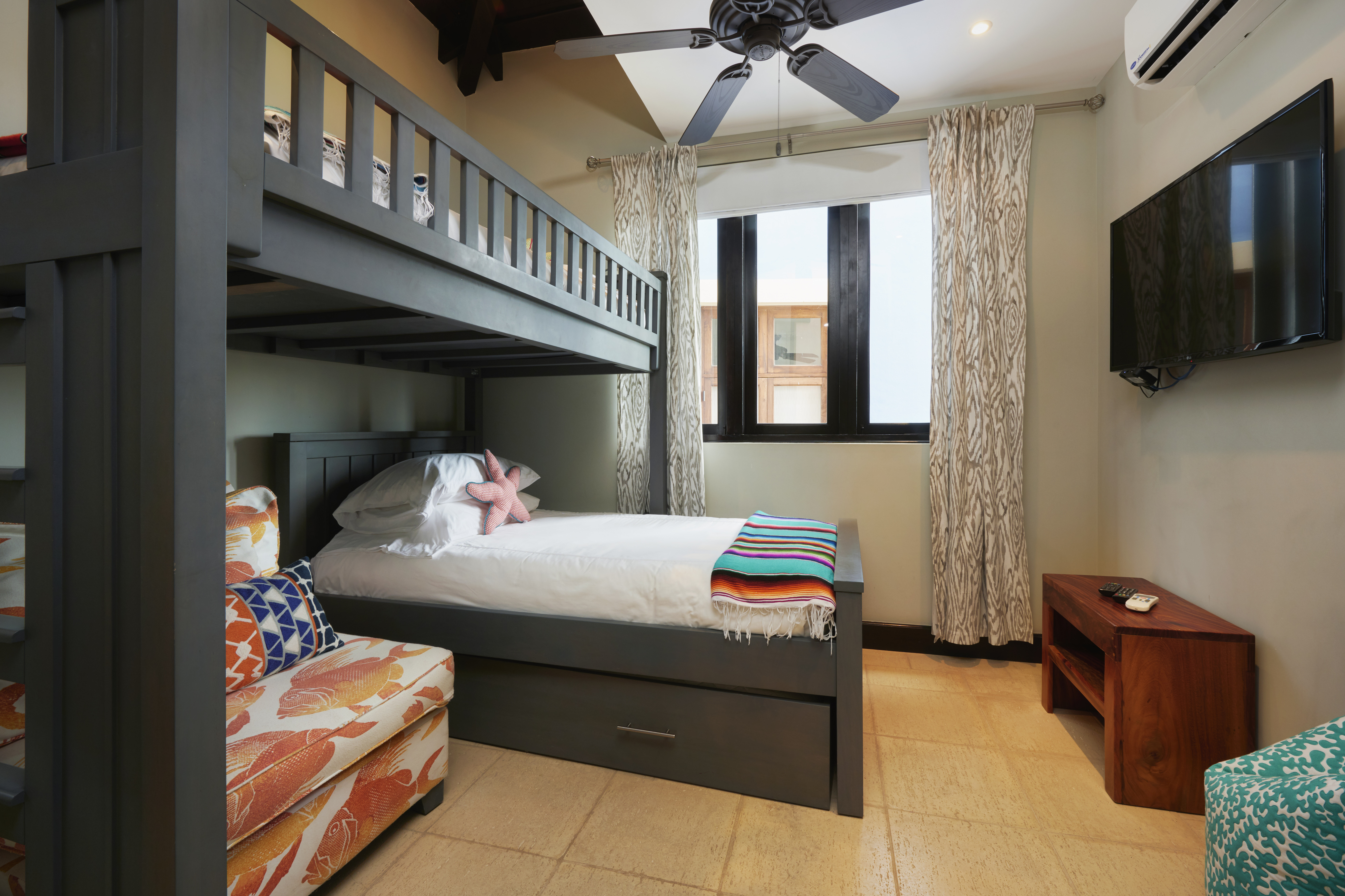 4 bed Single Family Homes For Sale in Playa Danta, Guanacaste - thumb 6