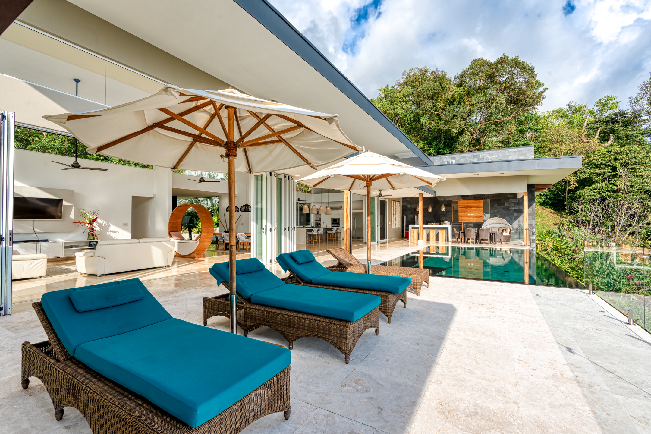 5 bed Single Family Homes For Sale in Dominical, Puntarenas - thumb 22