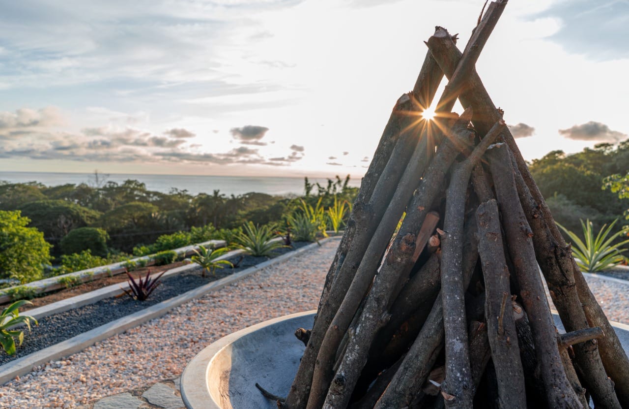 5 bed Single Family Homes For Sale in Santa Teresa, Puntarenas - thumb 4