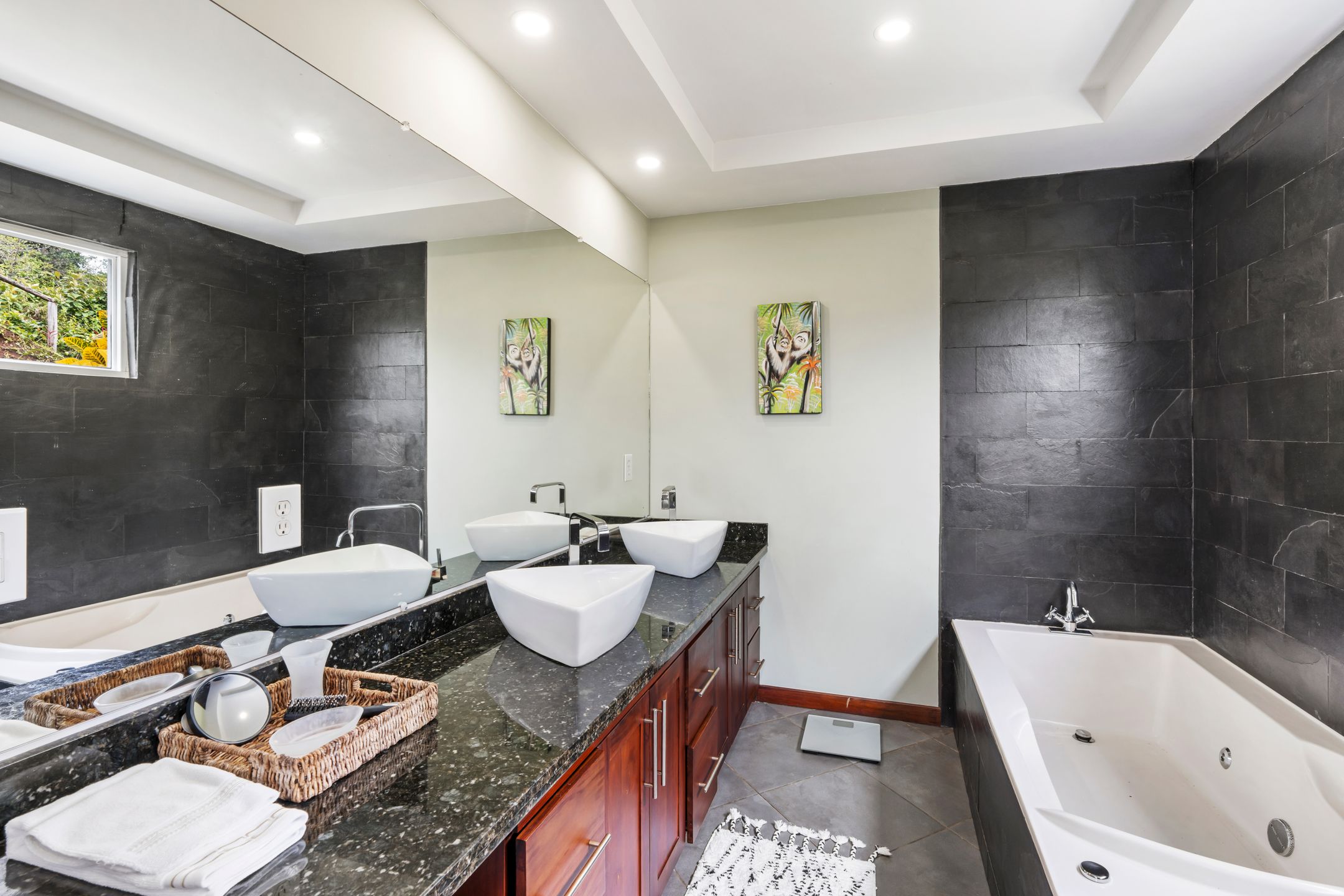 3 bed Single Family Homes For Sale in Manuel Antonio, Puntarenas - thumb 20