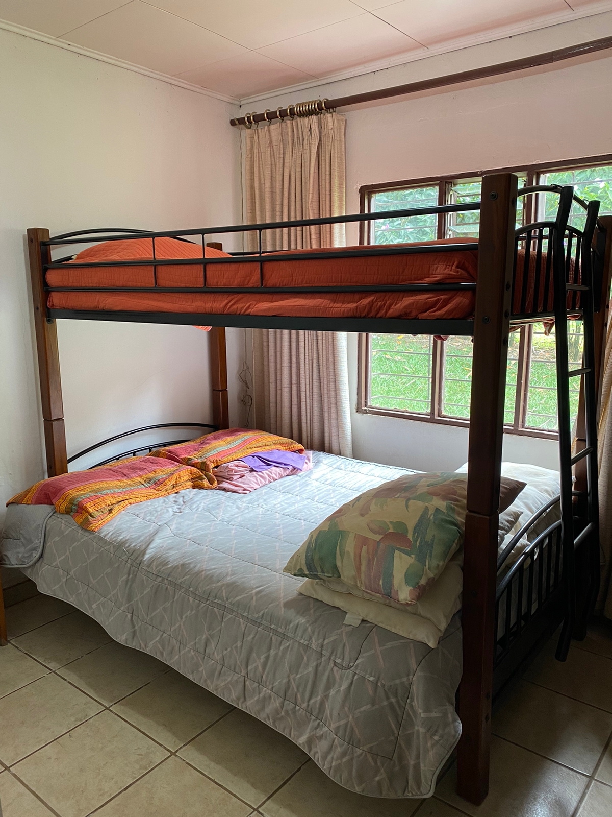 4 bed Single Family Homes For Sale in Alajuela, Alajuela - thumb 6