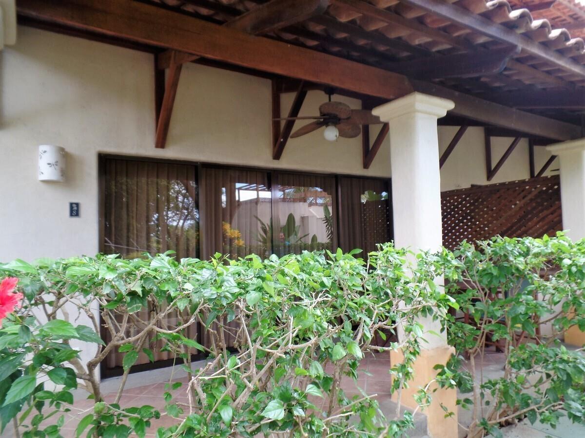 2 bed Condo For Sale in Playas Del Coco, Guanacaste - thumb 3